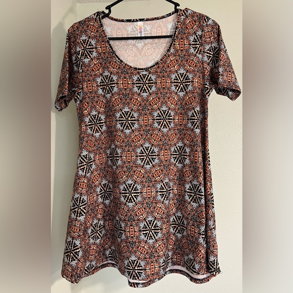 LuLaRoe Perfect T